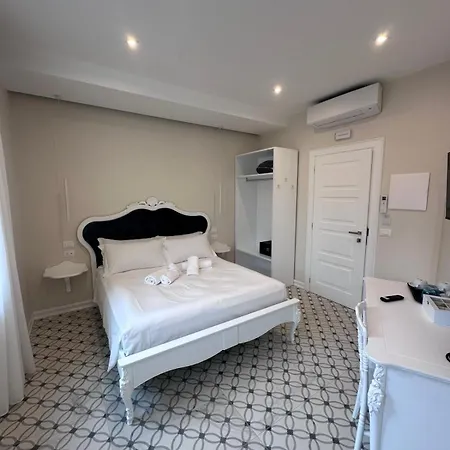 Karol Nocleg ze śniadaniem Tropea