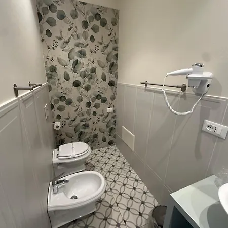 Karol לינה וארוחת בוקר 4*