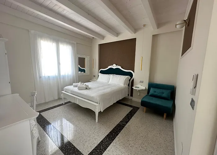 Couette-café Karol 4*