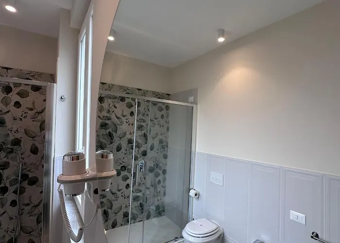 Karol Bed and Breakfast 4*